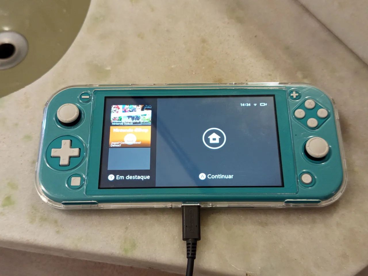 Nintendo Switch Lite 32GB + Case de proteção