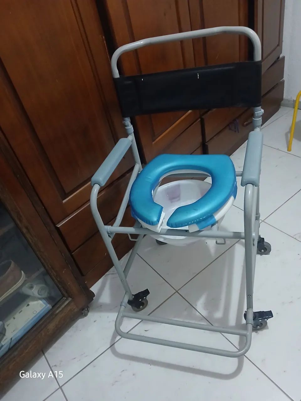 cadeiras de rodas - Foto 4