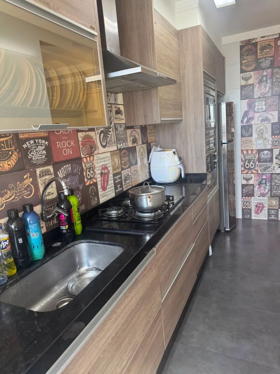 VENDO APARTAMENTO COM 2 QUARTOS E 2 BANHEIROS - Foto 2