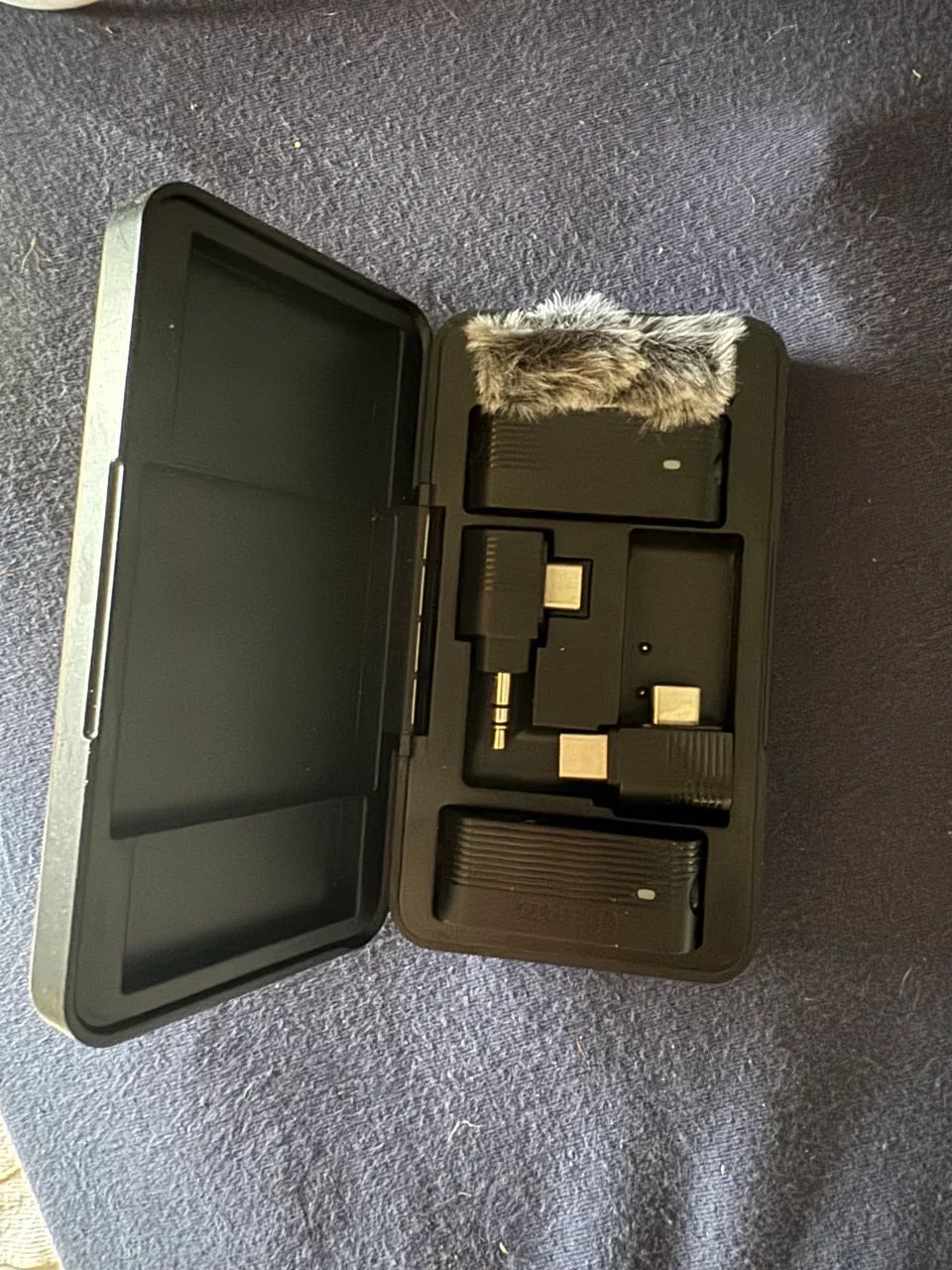 Kit Ulanzi A100 - Microfone Wireless Incompleto / Peças e Reposição