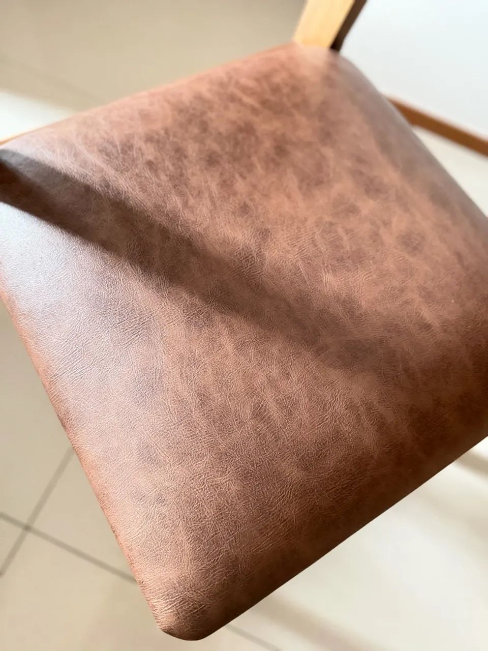 MESA DE JANTAR 4 CADEIRAS - Foto 4