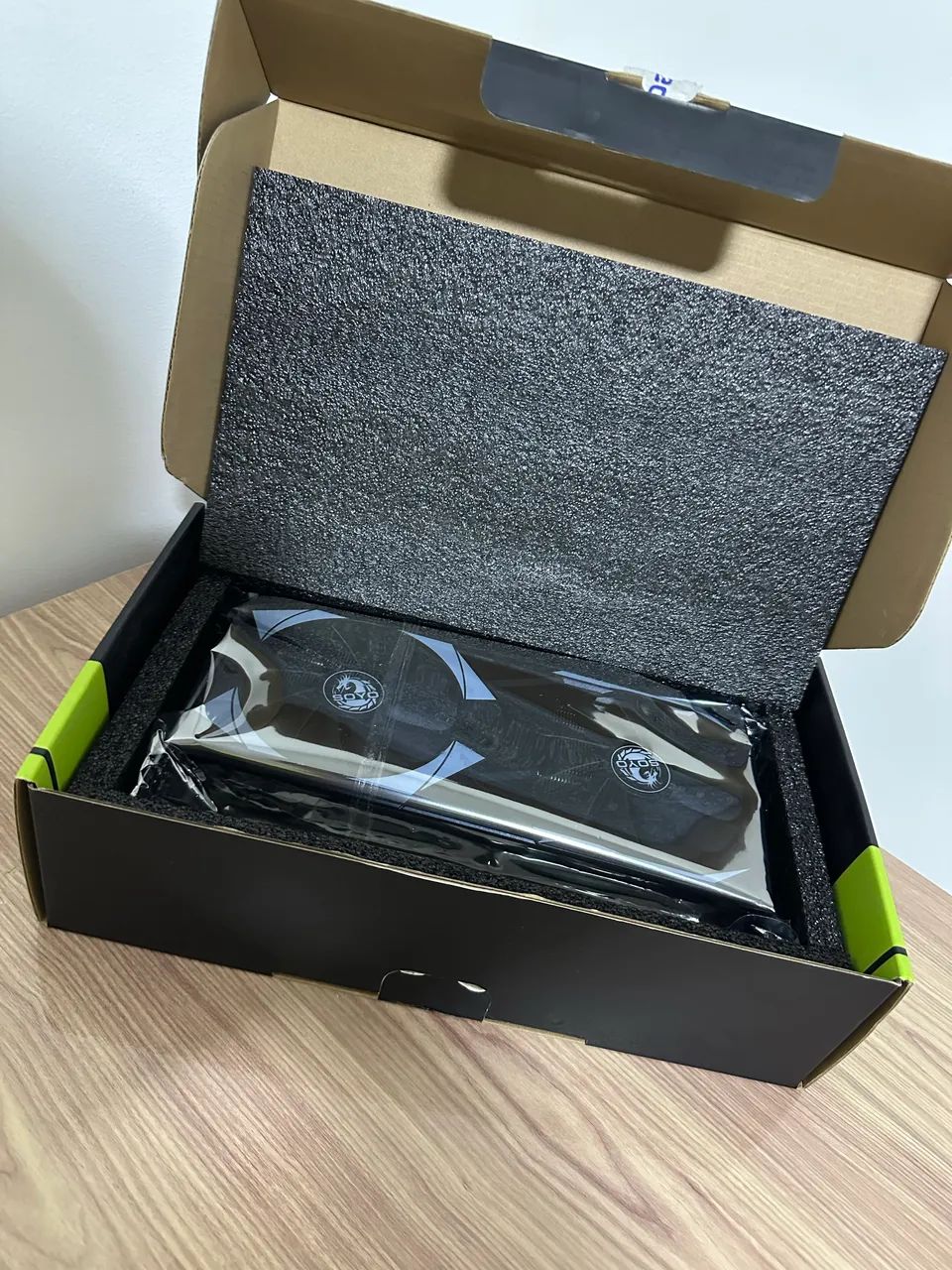 Rx 5700Xt Estado De Nova - Foto 4