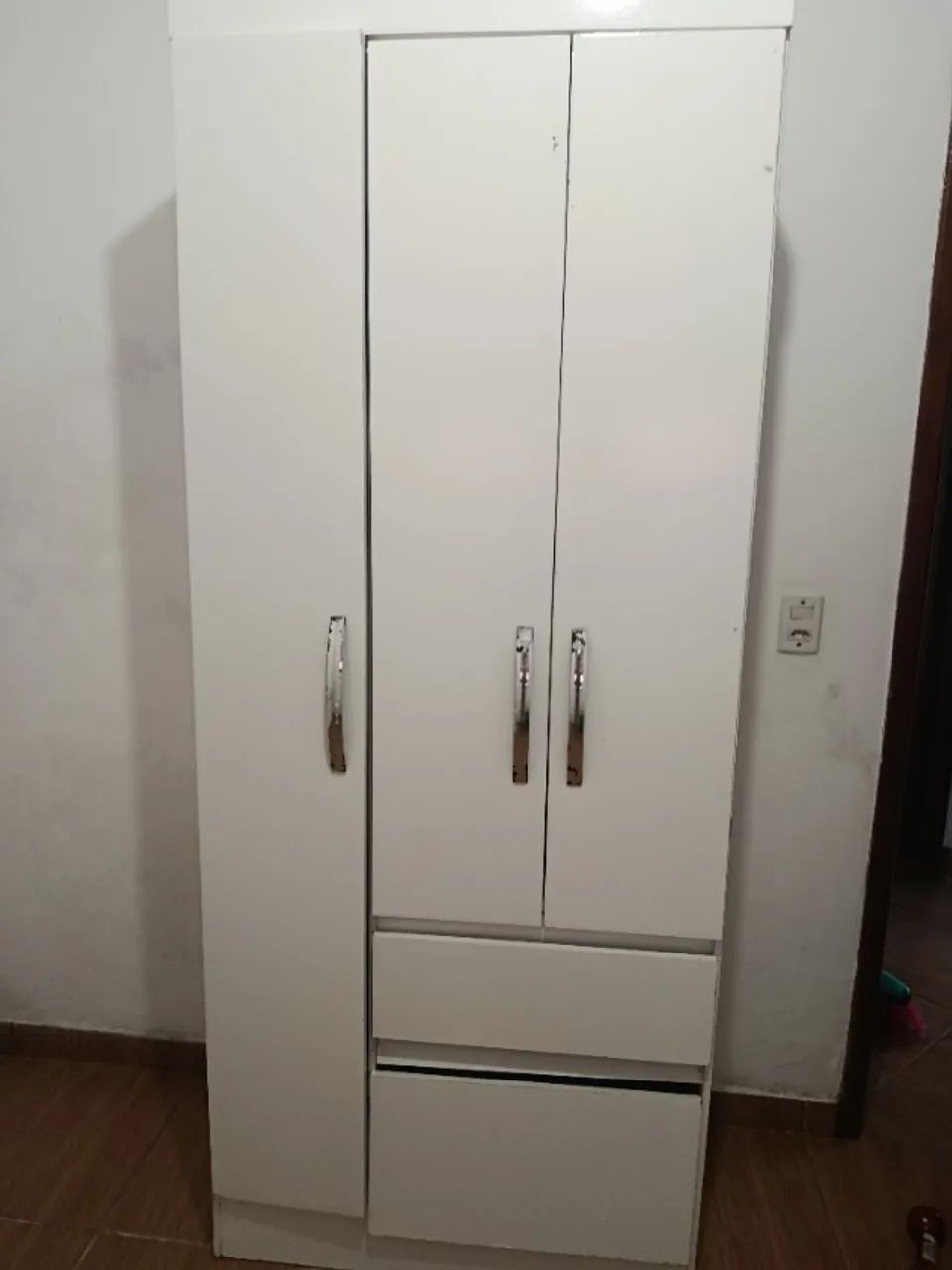 Guarda-Roupa Branco de 3 Portas com Gavetas