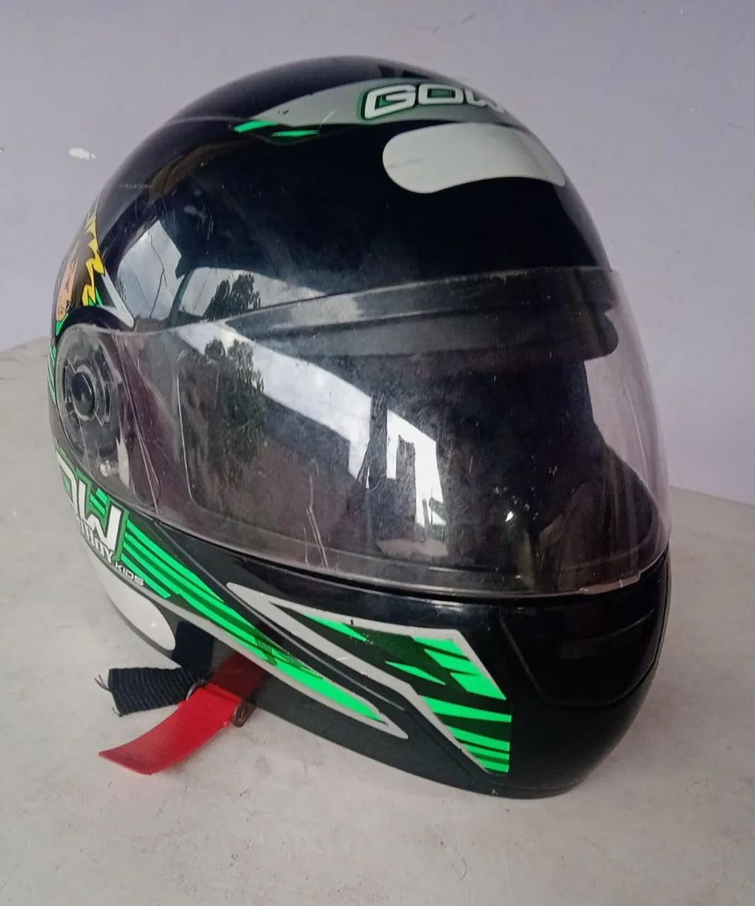 Capacete infantil bem conservado  - Foto 2