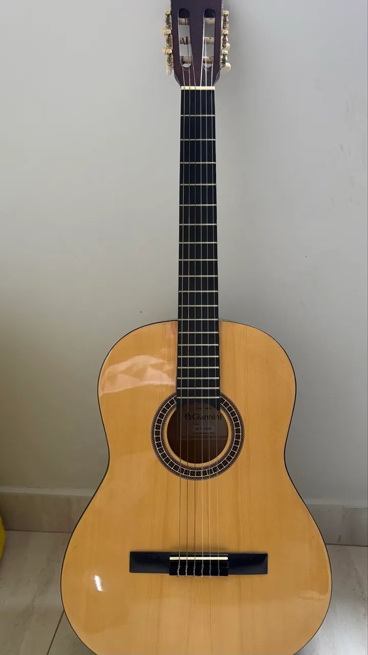 Violão Giannini