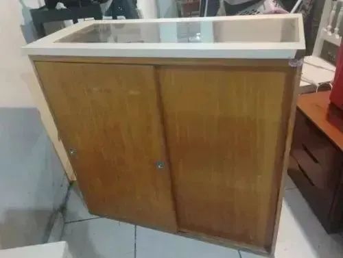 Balcão Expositor com 02 prateleiras de vidro - Foto 5
