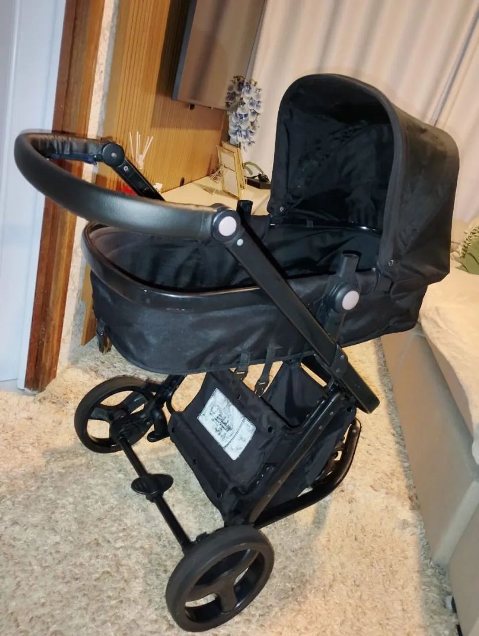 Carrinho de bebê com bebê conforto  - Foto 5