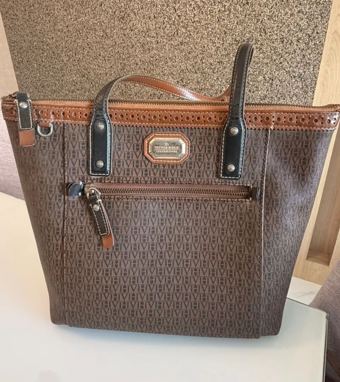 Bolsa Victor Hugo Clássica Semi-Nova 