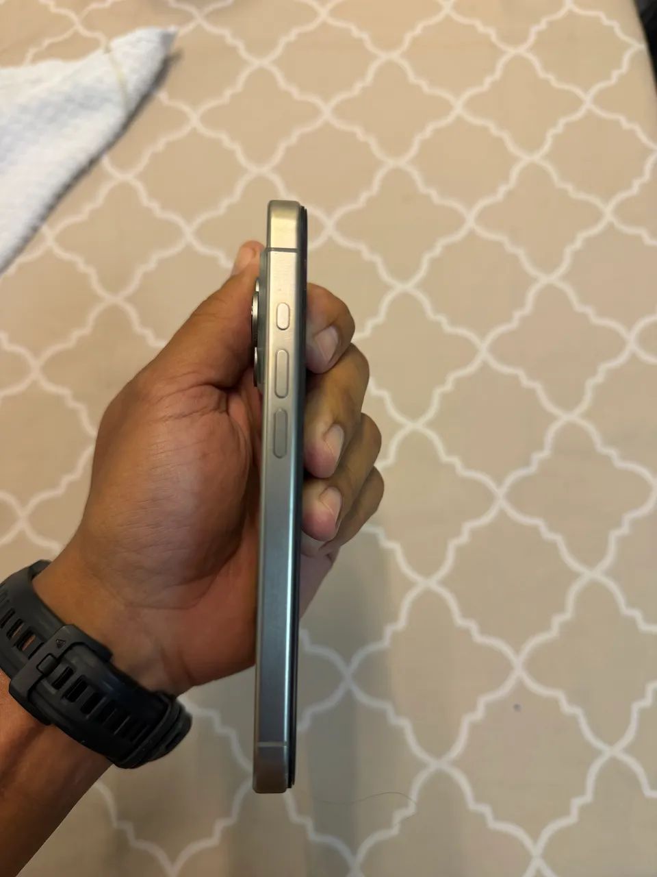 iPhone 15 pro - Foto 2