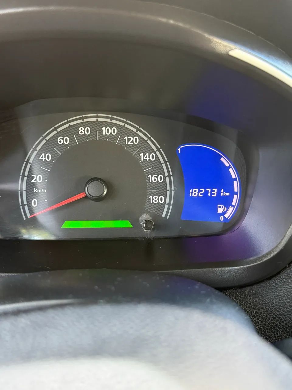 Renault Kwid Zen 1.0 Flex 12V 5P Mec. 2018 - Foto 5