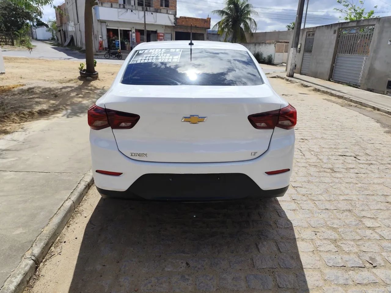 Chevrolet Onix ONIX SEDAN PLUS LT 1.0 12V FLEX 4P MEC. 2021