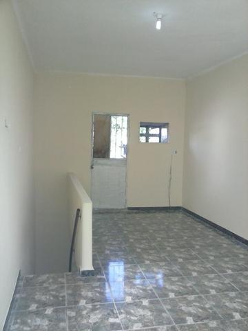 Casa com 3 pisos e 2 dormitórios: À venda, no bairro de Aparecida - Foto 5