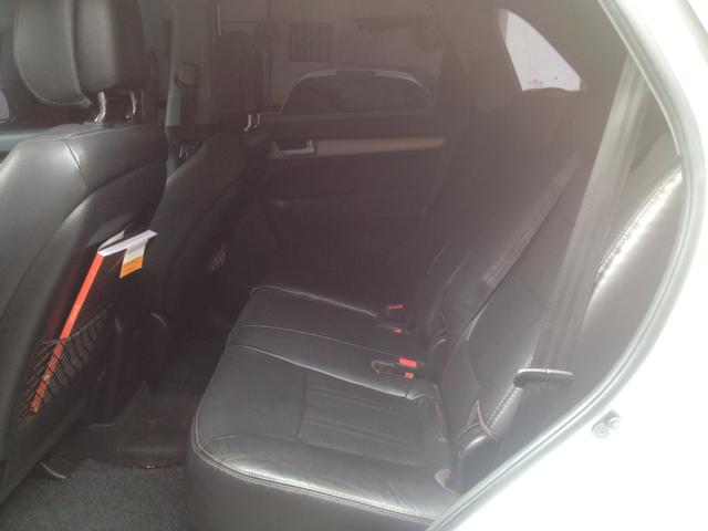 Sorento EX 3.5 autom 7 lug. Ano 2012 - Foto 12