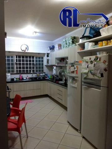 Vende 01 excelente Residência na Rua Edmur Oliva nº43, Bairro: 31 de Março - Foto 7