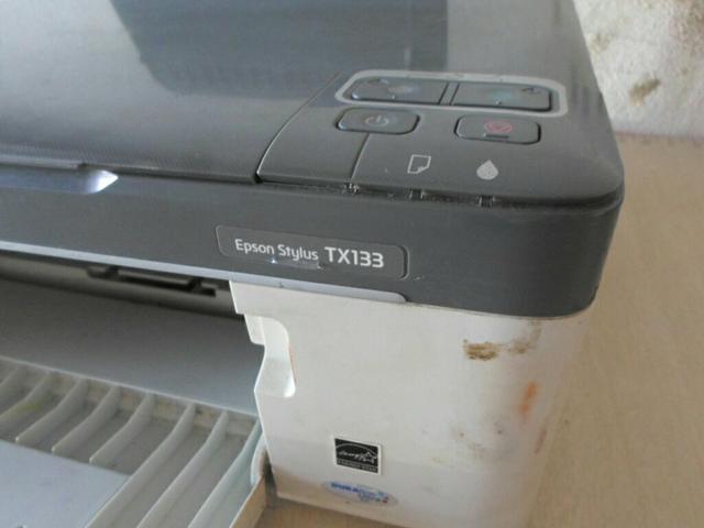 Multifuncional Epson funcionando