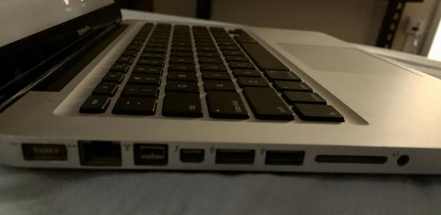 Macbook Pro 13 pol 8gb de ram, 500gb hd + 240gb SSD - Foto 4