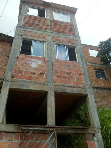 Vende-se esta casa