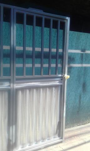 Portão novo zero em chapa de ferro com metalon grosso - Foto 5