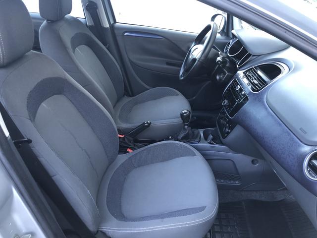 Fiat Punto Attractive 1.4 EXTRA - Foto 6