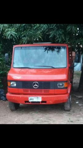 Caminhão disponível pra aluguel !
