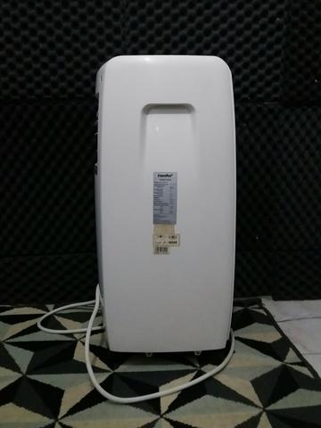 Ar condicionado comfee 9mil BTU - Foto 2