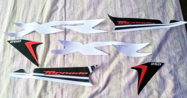 Adesivo xr 250 tornado - Foto 2
