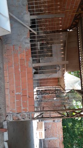 Casa em condomínio a beira do rio coxipo