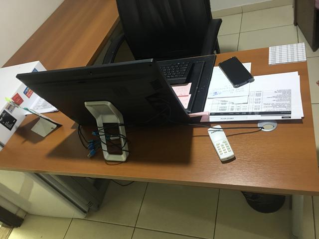 Mesas semi novas para escritório - Foto 6