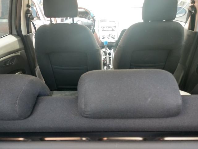 Vende-se Fiat Punto 2011/2012 1.4 Completo - Foto 6