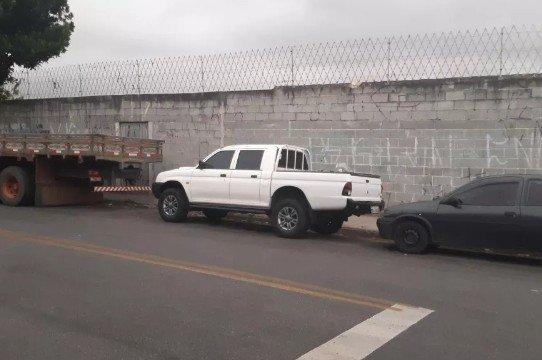 Mitsubishi L200 2.5 GL Cab. Dupla 4x4 4P - Foto 3