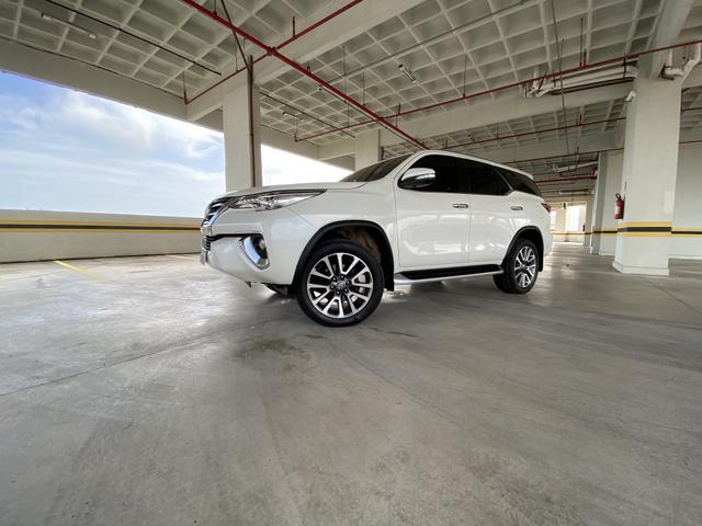Hilux Sw4 16/16 - 7 lugares - Foto 7