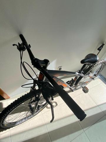 Vendo Bicicleta semi nova - Foto 2