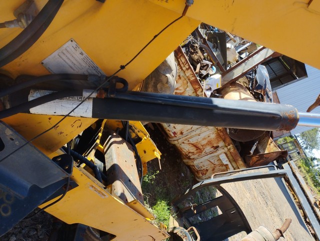 Pistão do H retroescavadeira jcb  - Foto 2