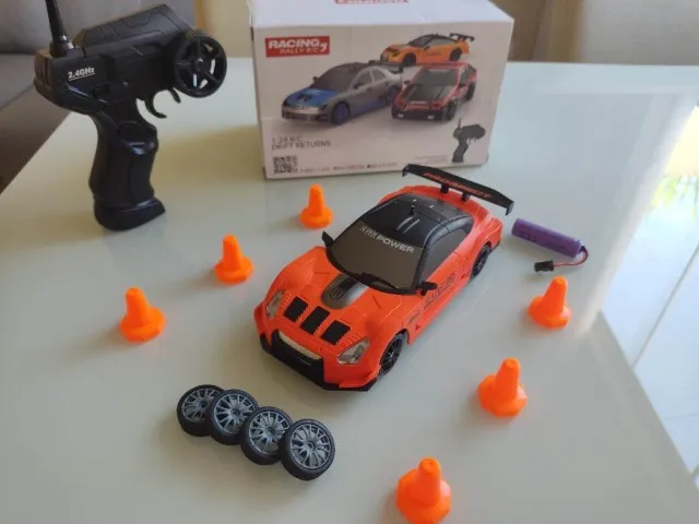 Carrinho De Controle Remoto Mercedes Benz Escala 1:10 Drift