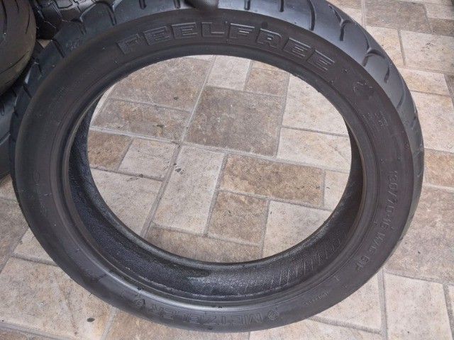 pneu usado metzeler  feelfree 130/70-16 - Foto 2