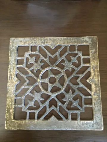 Antiga grelha em Latão Vitoriano 