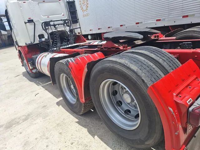 caminhão scania p360 trucado  - Foto 4