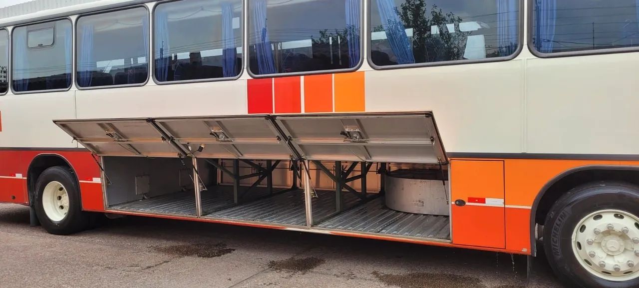 Ônibus Rodoviario Andare Classe - 54 lugares - impecável! - Foto 3