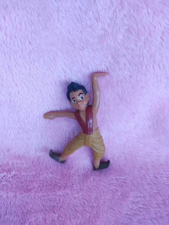 Boneco boun e a raya, do filme: raya e o último dragão. - Foto 5