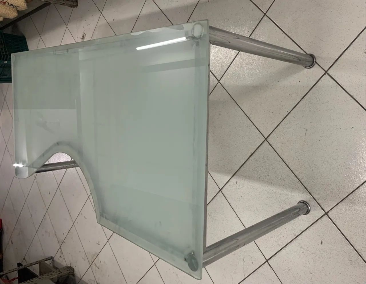Mesa Com Tampo De Vidro Retangular Reno Crome - Foto 5