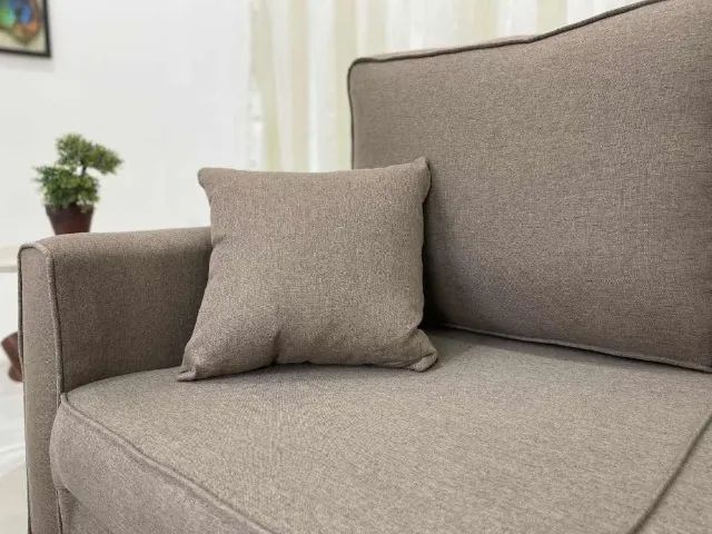 Sofá 2 lugares Slim 1.40m Linho Marrom Até 12x S/ Juros  - Foto 4