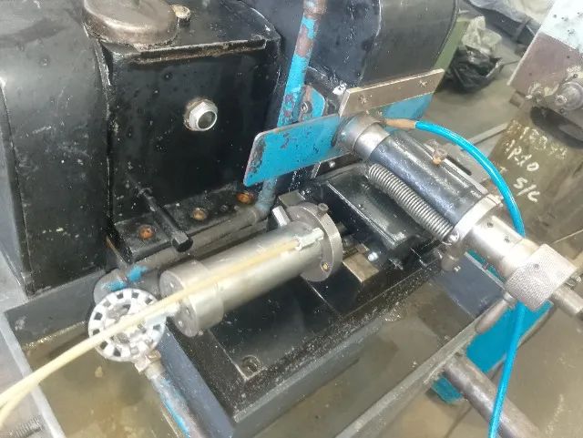 Retífica Centerless Bovi B80 - Foto 3