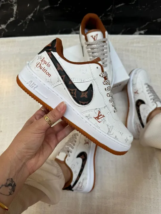 Tênis Nike Air Force 1 LV Customizado linha PREMIUM SEMPRE ENTREGANDO MUITO ESTILO