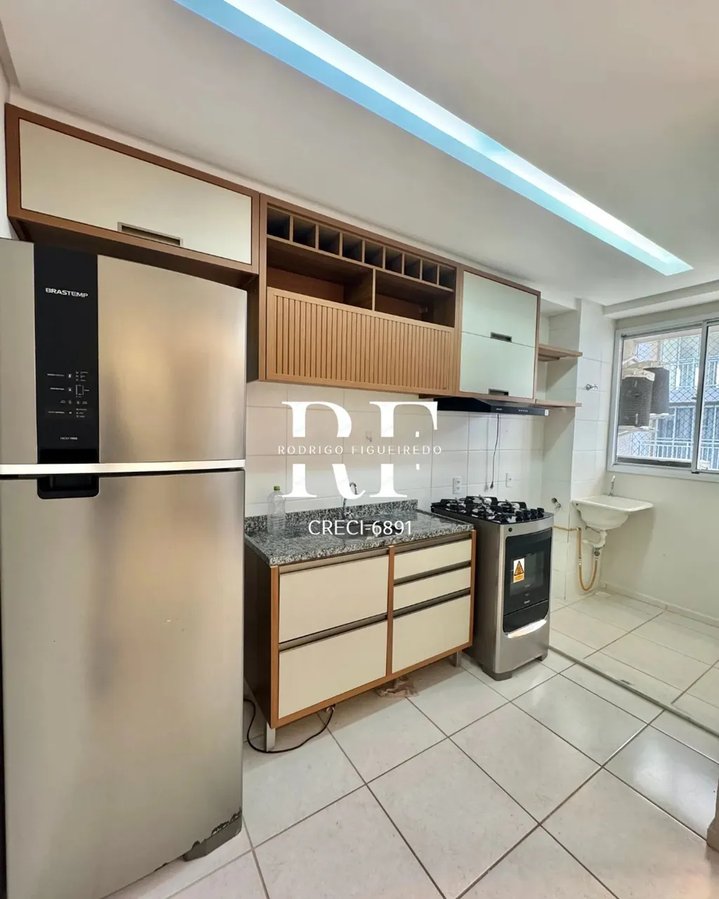 Alugo apartamento no Estilo Golf no Novo Aleixo