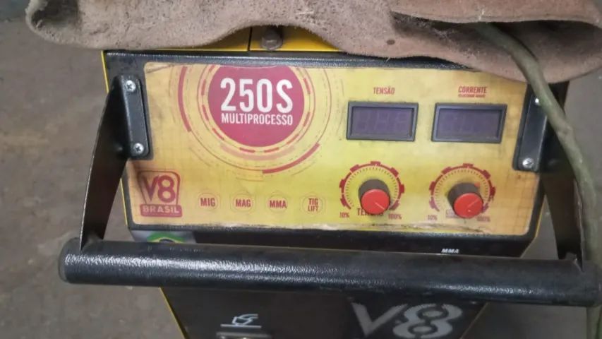 Maquina de Solda MIG e eletrodo V8 250S - Foto 2