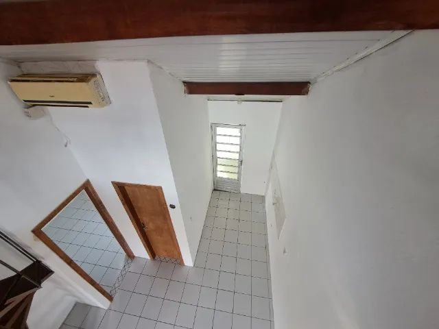 Sobrado 3 d c/box, condomínio fechado, piscina,salão de festas,próx ônibus, mercado,escola - Foto 4