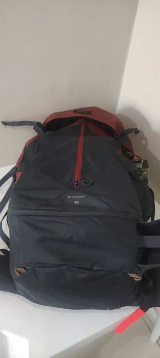 Mochila Masculina de Trekking 100 - 70 Litros Forclaz - Foto 6