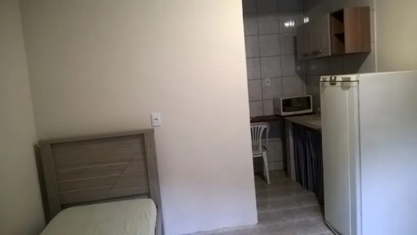 Kitnet mobiliada bairro Fazenda próximo ao centro de Itajaí sem fiador