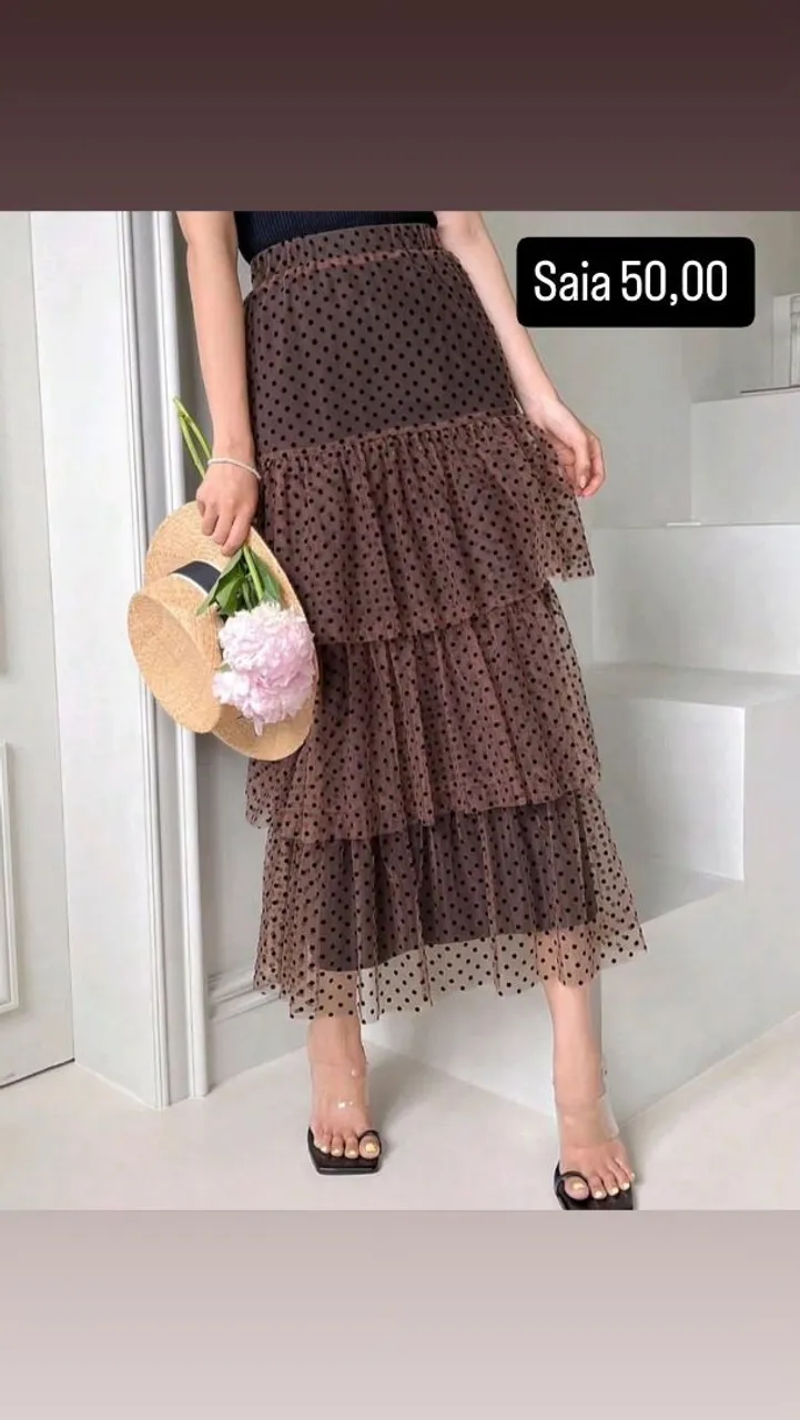 Saia de Tule com Bolinhas