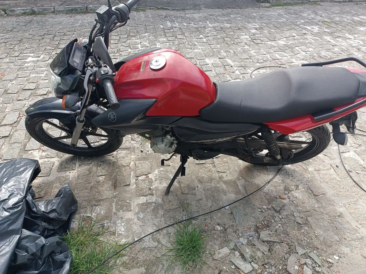 Vendo moto Yamaha Factor 150 valor :11700 - Foto 2